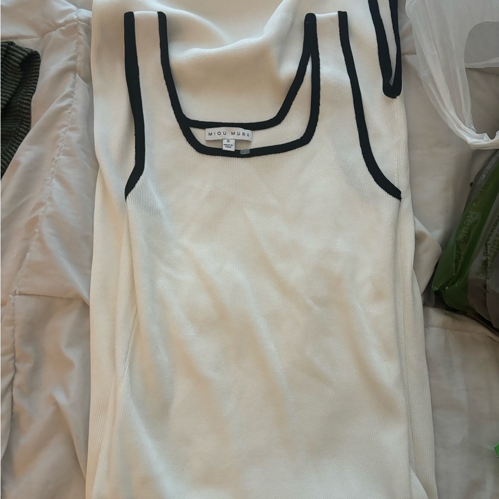 Moussy Cream Fitted Tank Top Soft Knit